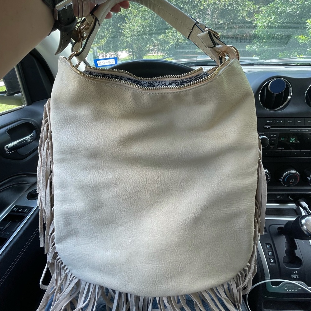 Moda Luxe Shoulder Bag